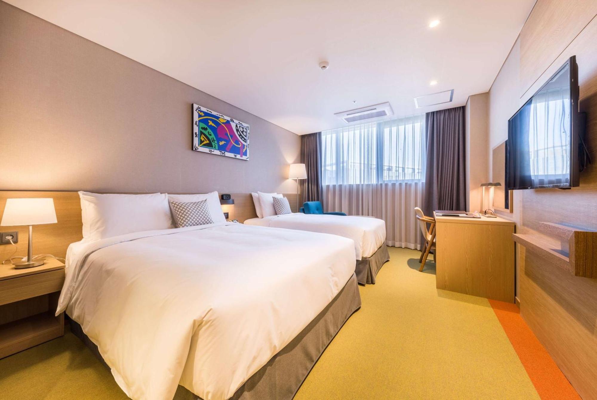 Howard Johnson By Wyndham Incheon Airport מראה חיצוני תמונה