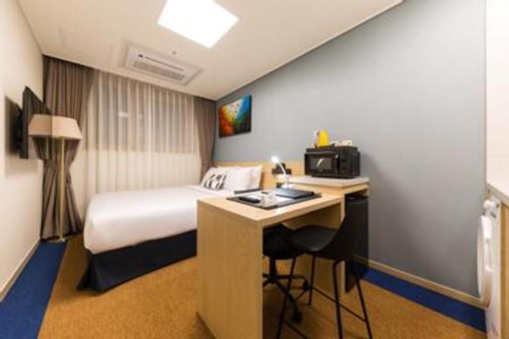 Howard Johnson By Wyndham Incheon Airport מראה חיצוני תמונה