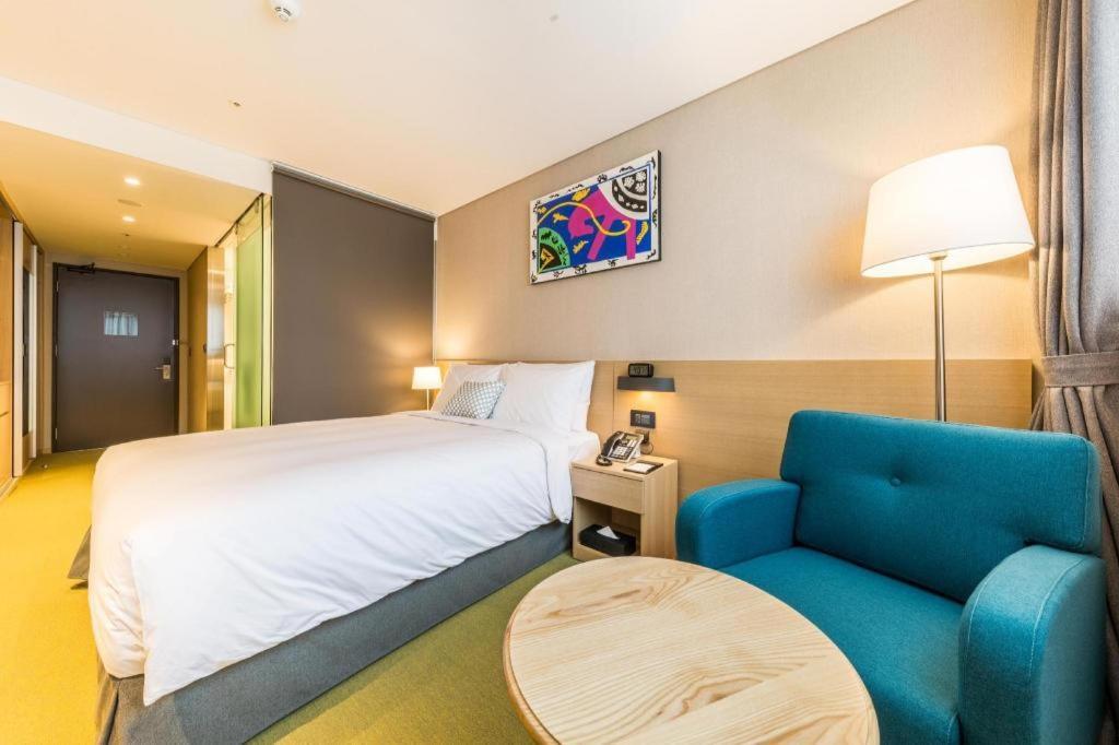 Howard Johnson By Wyndham Incheon Airport מראה חיצוני תמונה