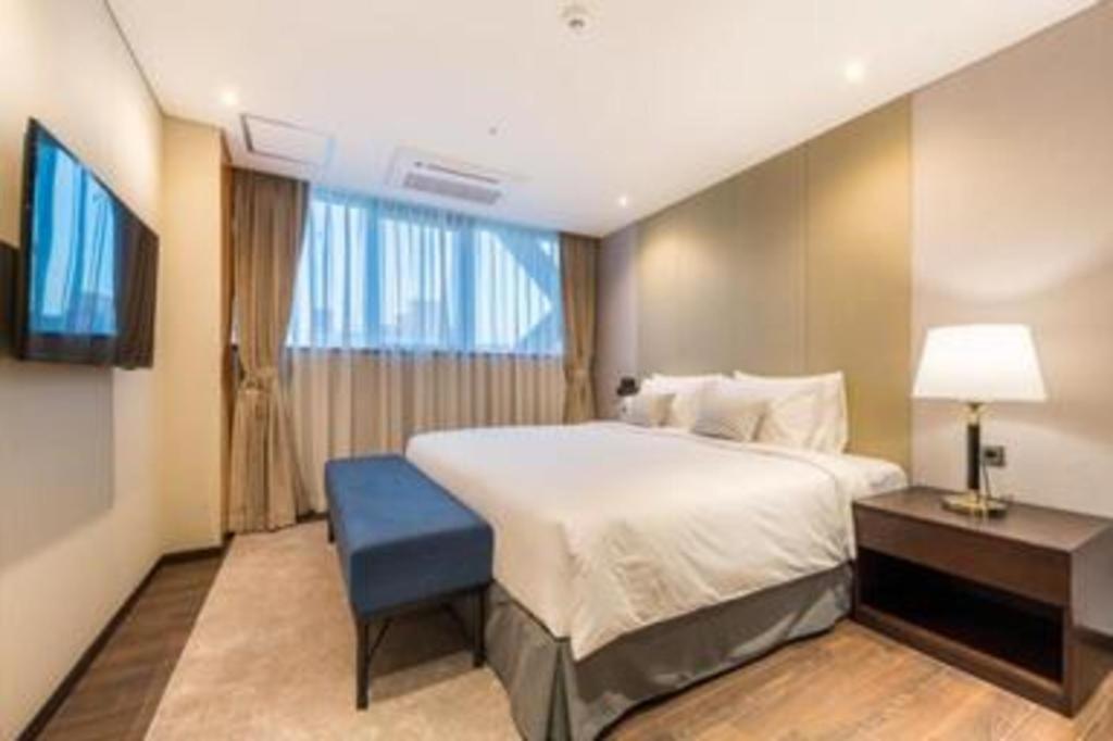 Howard Johnson By Wyndham Incheon Airport מראה חיצוני תמונה